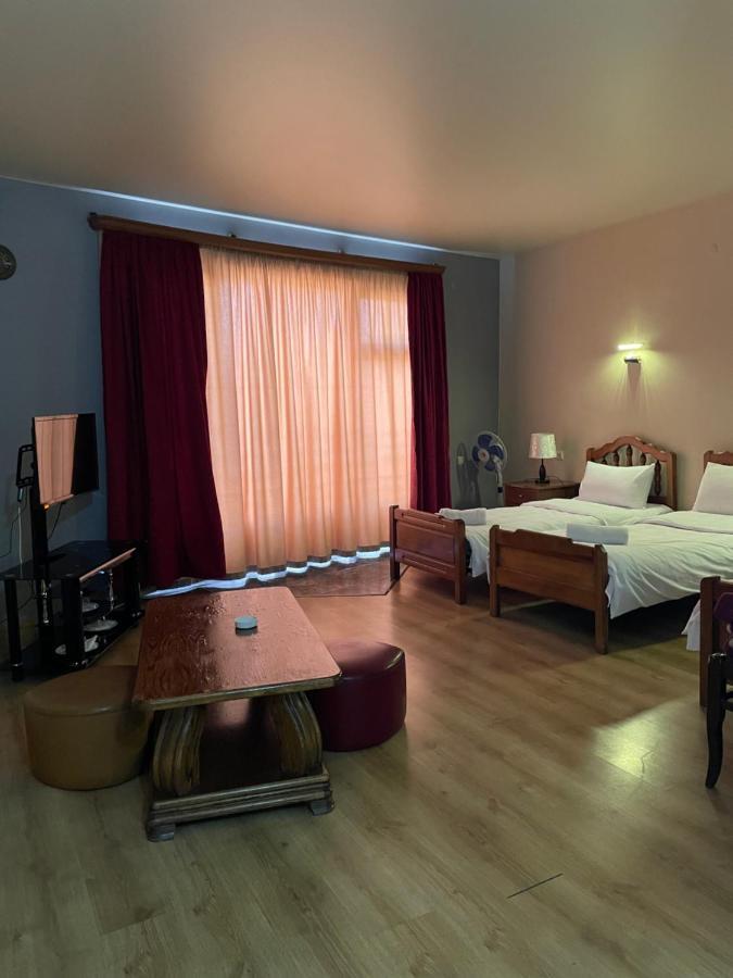 Hotel Era Tbilisi Zewnętrze zdjęcie