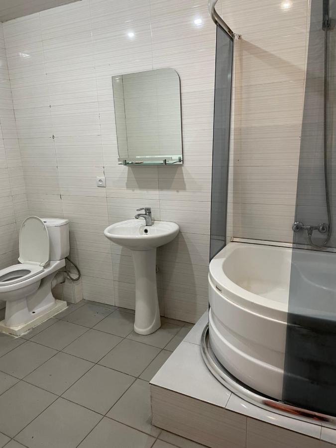 Hotel Era Tbilisi Zewnętrze zdjęcie